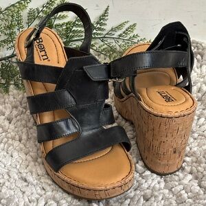 BORN Ankle BR0055203 Ankle Strap Sandals Size: 10M